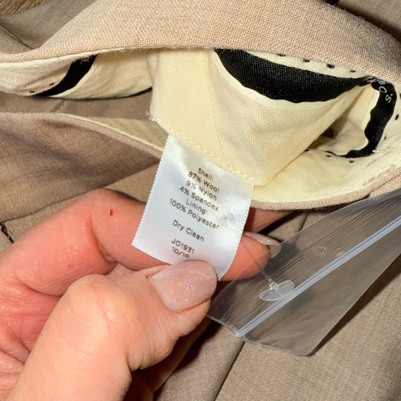 Talbots NWT Women’s Beige Wide-Leg Trousers Size 12 - Picture 4 of 8